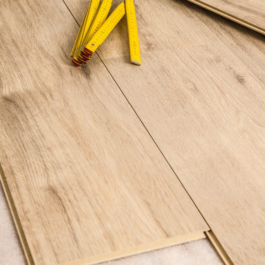 Laminate Flooring | Dolphin Carpet & Tile