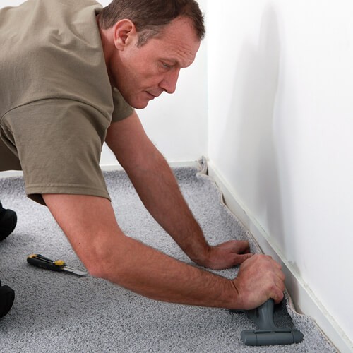 Carpet installing carpet in home