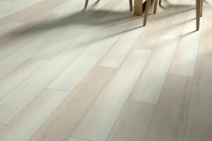 Wood-Look Porcelain Tile Floors | Dolphin Carpet & Tile
