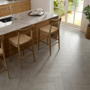 Wood-Look Porcelain Tile Floors | Dolphin Carpet & Tile