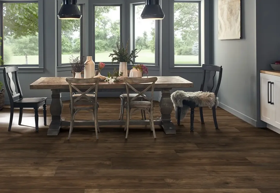 HickoryLaminate-Look01 Hickory Look Laminate in rustic dining room | Dolphin Carpet