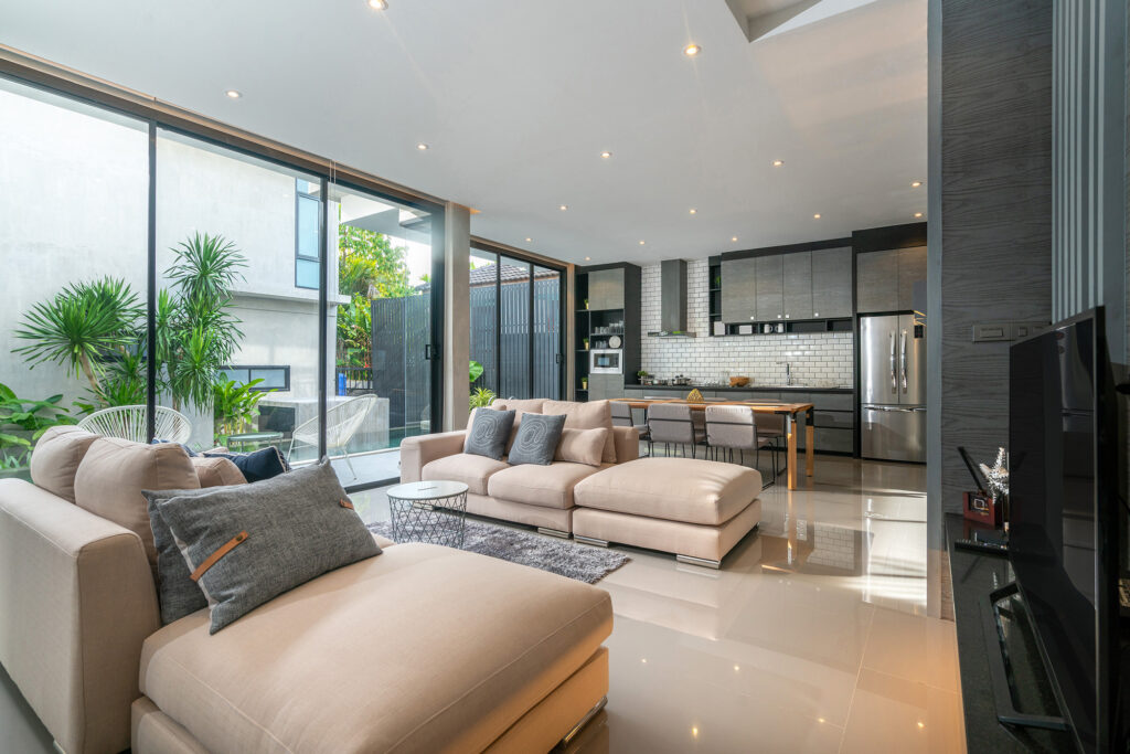 Ceramic vs. Porcelain Tile in Doral, FL from Dolphin Carpet & Tile