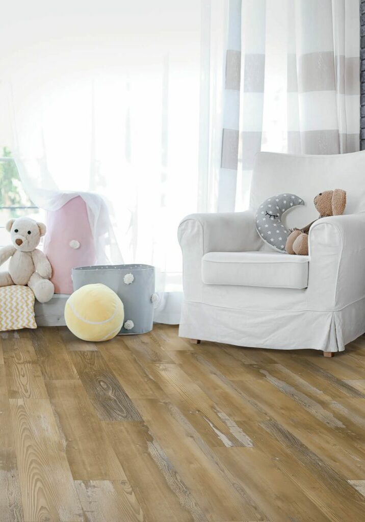 Oak flooring | Dolphin Carpet & Tile