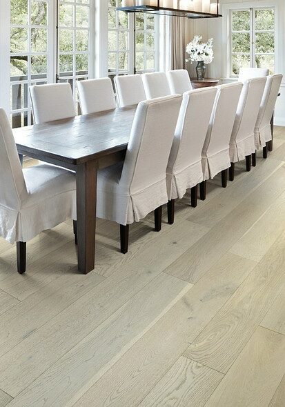 Shaw Castlewood Hardwood | Dolphin Carpet & Tile